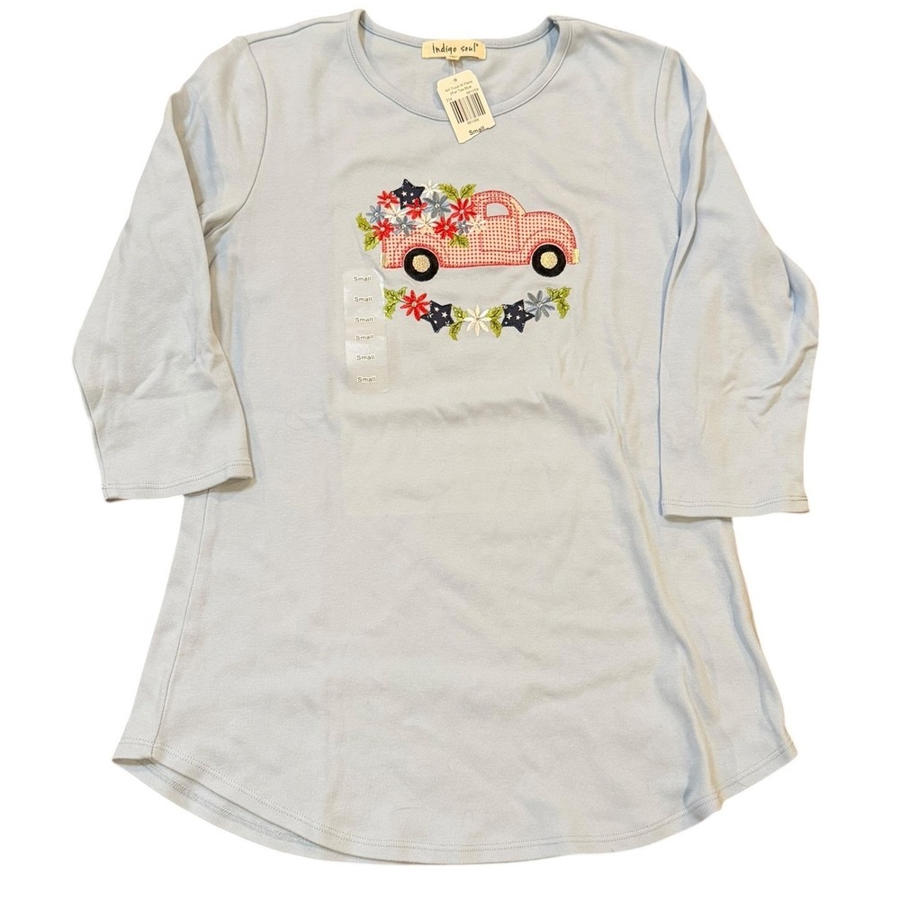 Indigo Soul Patriotic Truck Floral Graphic Tee Blue 3/4 Sleeve Womens S NWT
